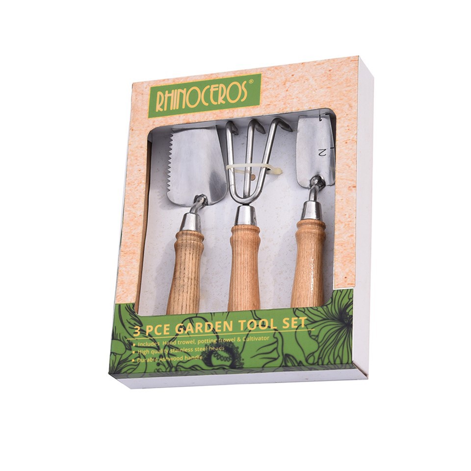 3 Majhen vrtni komplet