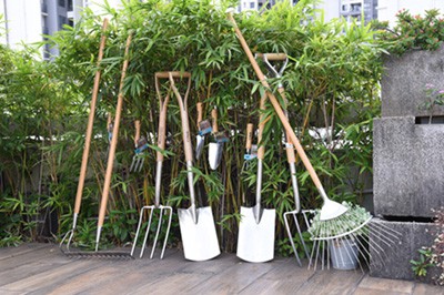 Na kaj morajo biti kupci B2B pozorni pri ocenjevanju proizvajalcev ročnega vr...